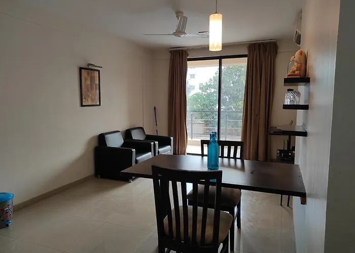 1Bhk Ac Service Apartment 206