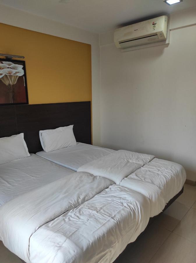 1bhk Ac Service 206