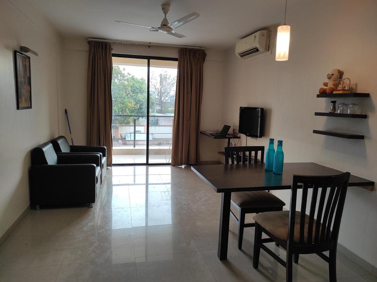 1bhk Ac Service 206 Apartment *