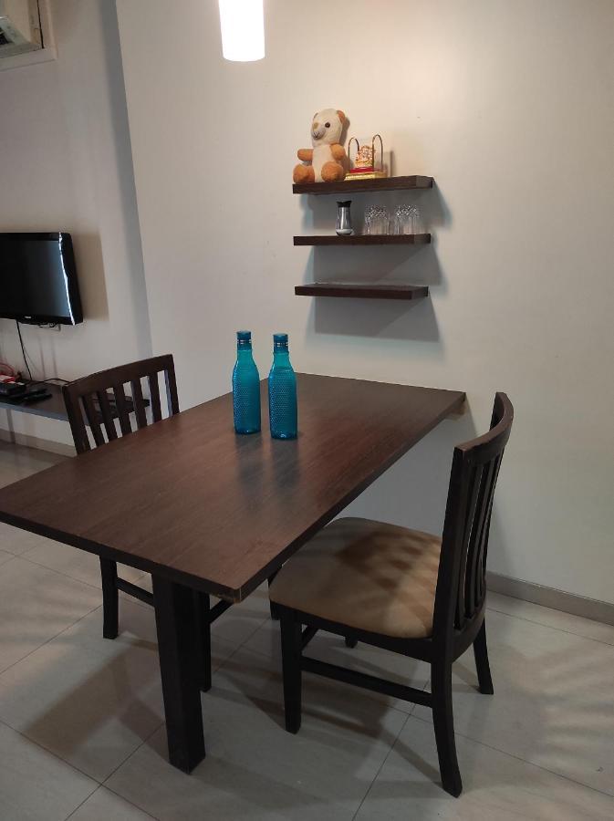 Apartment 1bhk Ac Service 206 Pune