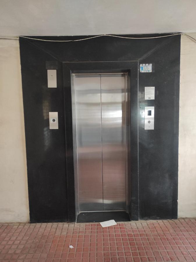 1bhk Ac Service 206 Apartment